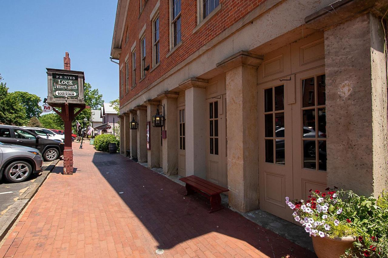 Country Squire Inn And Suites Coshocton المظهر الخارجي الصورة
