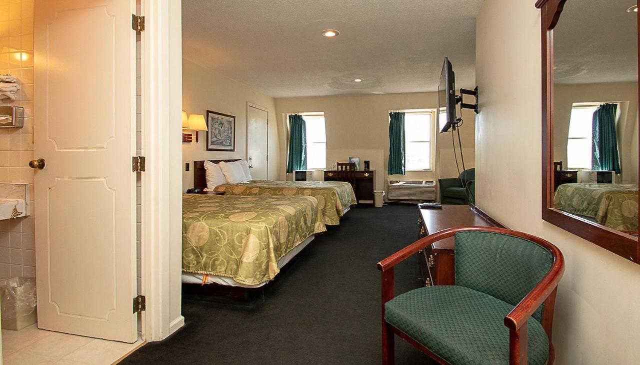 Country Squire Inn And Suites Coshocton المظهر الخارجي الصورة